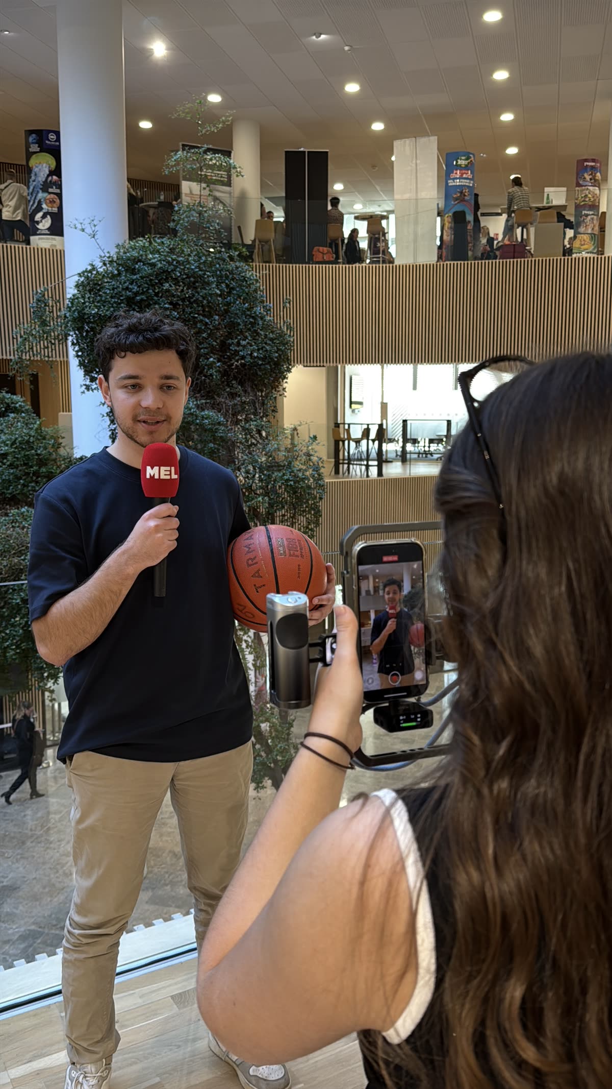 William Ezelin en interview
